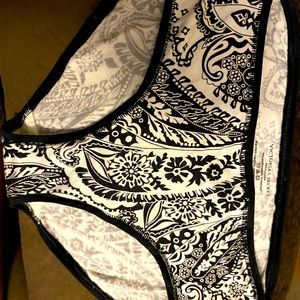 {VINTAGE} VICTORIA’S SECRET HipHugger Worn once.👙💝